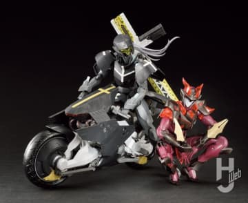 男性型アナザー第2弾「ギリードゥ」＆戦闘用重二輪「ナイツ