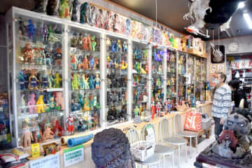 「ウルトラ」人気世代超え　歴代怪獣やヒーロー大集結の「特撮ソフビ博物館」【昭和100年　時超え令和へ千葉の物語】