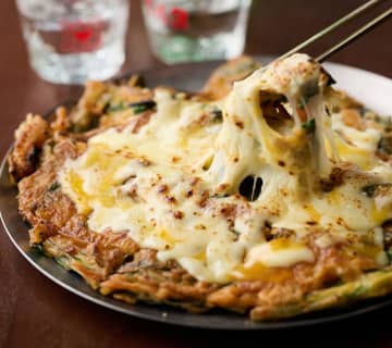 とろ～り濃厚チーズに心踊る！「沼るチーズフェア」がスタート　韓国カフェ イヨサンソウル