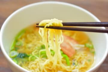 26歳の息子がラーメンに「フーフー」息を吹きかける行為が「気持ち悪い」　母親の投稿が衝撃！