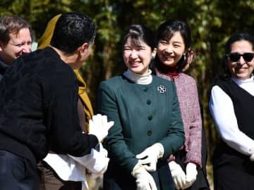 愛子さま、初めての鴨場接待　市川市　佳子さまも、駐日大使招き