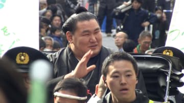 新横綱・豊昇龍（25）昇進祝賀パレードに約2万5000人！“第二のふるさと”千葉・柏市に凱旋　新横綱として臨む春場所は3月9日から