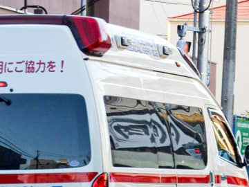 救急車が接触事故、急病女性の搬送1時間遅れ　成田市消防