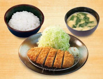 ロースかつ＋キャベツ＋ポテサラ＋みそ汁＋ライス特盛で税込550円! 松のやの松屋併設店でも「得朝ロースかつ」と「得朝チキンかつ」の販売開始～「たくさんのご要望をいただいており、ようやく実現となりました」