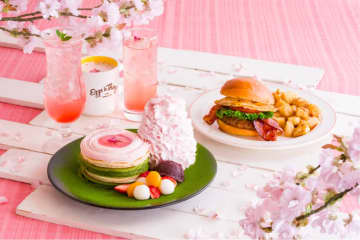 【Eggs ’n Things】桜クリームたっぷりの春限定パンケーキ登場！