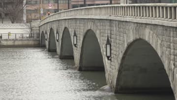 各地で気温上昇　日中の最高気温20度超の予想　5月上旬から中旬並みの暖かさとなる見込み 《新潟》