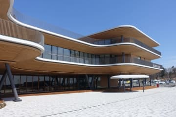 震災と原発事故後、福島県大熊町が挑む「ゼロからのまちづくり」産業交流施設や商業施設、ホテルなどが竣工