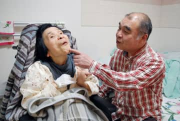 サリンを吸い、寝たきりになった妹は兄に謝った「迷惑かけてごめん」　励まし続けた２５年の闘病生活、男性が地下鉄サリン事件３０年に思うこと