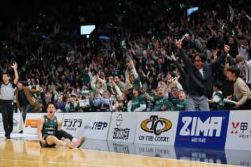 「神戸ストークスの軌跡」に記された「ジーライオンアリーナ神戸の奇跡」