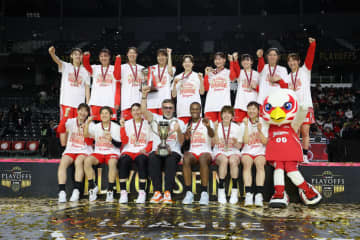 チーム力を高めた富士通が連覇、町田瑠唯がMVP [Wリーグファイナル]