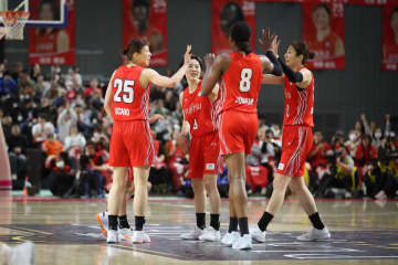 富士通がデンソーをシャットアウトし逆王手[Wリーグファイナル]