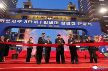 和盛地区第３段階１万世帯住宅の竣工式　金正恩総書記が出席