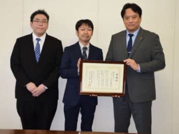 マルハン八千代東店に全日遊連から感謝状、子どもの車内放置事故を未然に防ぐ