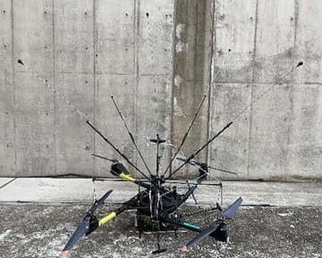 NTT、ドローンによる雷の誘発・誘導に世界で初めて成功
