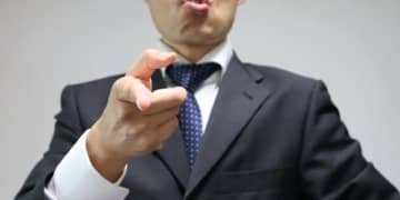 「オマエ頭おかしいな」職場で“粗暴な言動”繰り返した従業員をクビに　裁判所が「相当根深いものがある」非難も…“解雇無効”のワケ