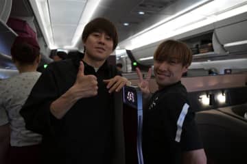 サッカー、アジア王者を決める戦いに強力な「援軍」　約１億３千万円のチャーター機やデータ分析、支援惜しまないＪリーグ