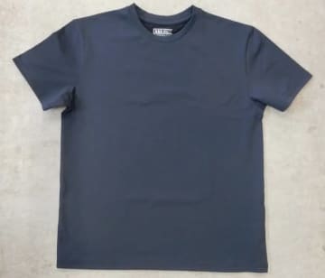 JAXAと東レが共同開発素材のTシャツ、静岡県警察学校がユニフォームとして採用