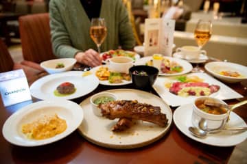 【新浦安／GW限定！】ウニのパスタにスペアリブ…食べたいが止まらない！GW限定の“ごちそうビュッフェ”登場♪