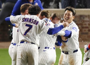 カブスが劇的サヨナラ勝利！ドジャースとの乱打戦を制す【MLB】