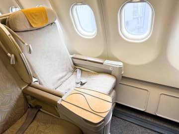 アシアナ航空ビジネスクラス搭乗ルポ！韓国ソウル行き機内食や座席を徹底紹介