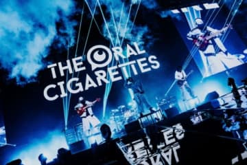 THE ORAL CIGARETTES、HYDEやSKY-HIらも集結した大阪城ホールで6年ぶりのアリーナツアー終幕！オフィシャルレポートが到着！