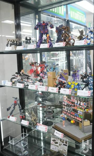 【作例展示中】サイコ・ガンダムMk-Ⅱなど、月刊ホビージャパン2025年6月号の作例が大集結！【ヨドバシカメラ新宿西口本店 ゲーム館 2F】