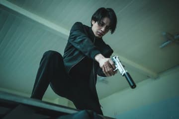 世界を熱狂させたDisney+『殺し屋たちの店』、待望のシーズン2　殺し屋組織「バビロン」東アジア支部が登場、玄理と岡田将生が参戦