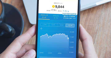 ポイント運用はシニア層、投資は若年層に広がる　楽天・PayPayに支持集中【MMD研究所調べ】