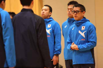 「ユースにいい選手はいませんか？」石川祐希の言葉をU19日本代表候補の選手たちへ　竹内裕幸監督が掲げるポイントはセッターの大型化
