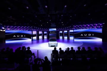 アウディが上海モーターショー2025で新型BEV「E5スポーツバック」を発表