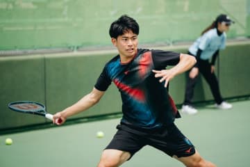 予選勝者の松田康希が2試合連続のタフマッチを制して4強。高橋悠介、今井慎太郎、山﨑純平が準決勝へ 内山靖崇主催のITF大会「BLUE SIX OPEN」Week2