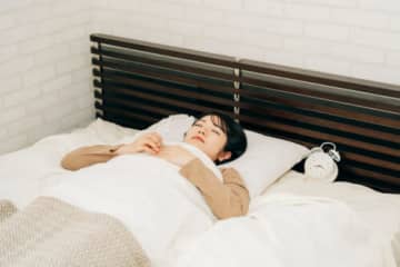 ぐっすり眠るの『ぐっすり』言葉の語源とは？実は日本語ではないと言う説も！？