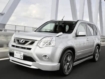 【10年ひと昔の新車】インパルが手がけた日産 エクストレイルは、欧州の高級SUVが青ざめる風格を得ていた