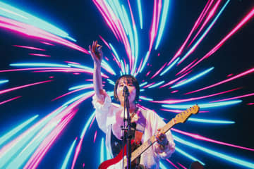 乃紫、初のZeppツアーを完走　新曲「1000日間」ライブ初披露