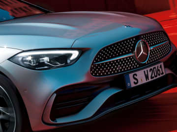 メルセデスCクラスに新モデル追加　“Sports”と“Luxury”で選択肢拡大