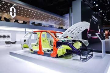 SERES、上海モーターショー2025でインテリジェントセーフティを初披露、業界標準を確立し、世界的な注目を集める