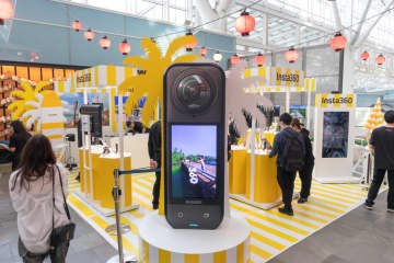イベントレポート：羽田空港で「Insta360 X5」の貸出イベントが開催中　展望エリアなど空港内で1時間の試用が可能
