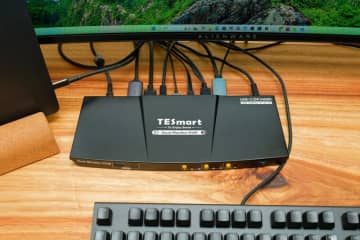 パソコン2台活用の悩み。「KVMドック」がすんなり解決してくれた