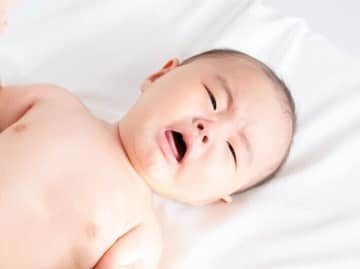 赤ちゃんが危ない！百日せきが大流行の予兆。従来の治療薬が効かない「耐性菌」が問題に【小児科医】