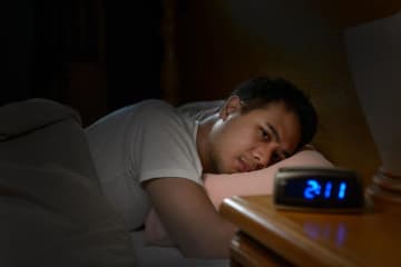 うつ病で仕事を休むとき、給料は出るの?