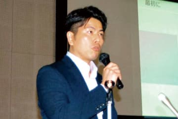 3歳の娘死亡…運転ミスの車が突進、妻も息を引き取る　幸せだった夫が絶望、妻子の後を追おうとした時「死なないで」と2人の声が　後悔した運転手は死亡　娘の温かかった手は硬くてずたずた、握った夫の思い