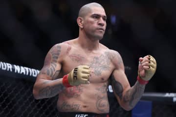 「遭遇したらマジでビビる」来日したUFC２階級王者の“コワモテ”和装姿にネット仰天！「迫力がえぐい」「オーラやばすぎ」