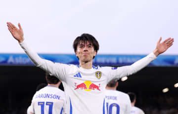 「充電されたラジコンのよう」「驚異的だった」圧巻ゴールの田中碧、リーズの勝利に貢献し最高評価を受ける「彼の移籍金が微々たるものと感じる」