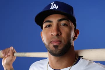 ドジャースのベテラン外野手、マイナー降格を拒否してブレーブスと３度目の契約「大谷翔平が父親リストに入っている間に４打数１安打」