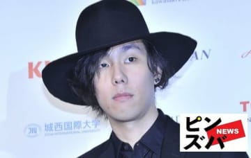 「ますます痩せた気が…」野田洋次郎、手首タトゥー覗く最新ショットに心配の声「ご飯ちゃんと食べれてますか？」