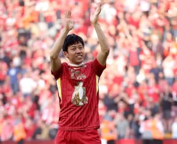 「感謝すべきだ」遠藤航はプレミア制覇の“影のヒーロー”！リバプール同僚が貢献度は主将ファン・ダイク級と絶賛！「当然と思ってはいけない」