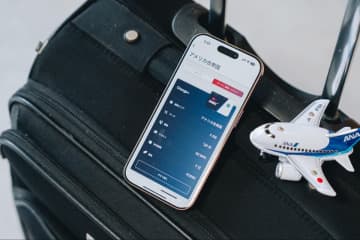 海外旅行でも安心! スマホのネット環境の選び方　海外ローミングやeSIMなど