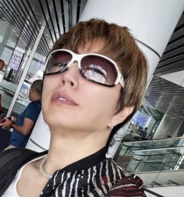 「女性だと疑われた！？」GACKT、空港で検査官に"性別確認"される　空港でのやりとりに反響続出「オトコ……か？」