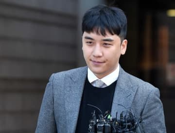 過去の栄光にすがる“終わった”スターたち――鼻つまみ者となった元BIGBANGと入国禁止歌手