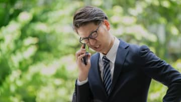 世帯月収80万円・地獄の48歳“住宅ローン&子の学費”で息も絶え絶えの長男…追い打ちに、父亡きあと年金激減・田舎の73歳母からのSOSで悶絶「ど、どうすれば？」【FPの助言】